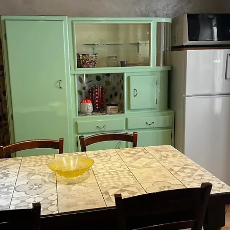 Apartament Sharonhome *